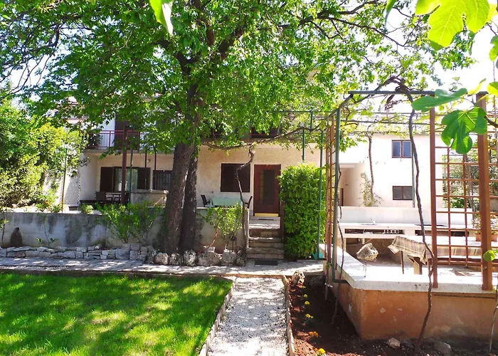 - Istrien 17335 Apartamento *